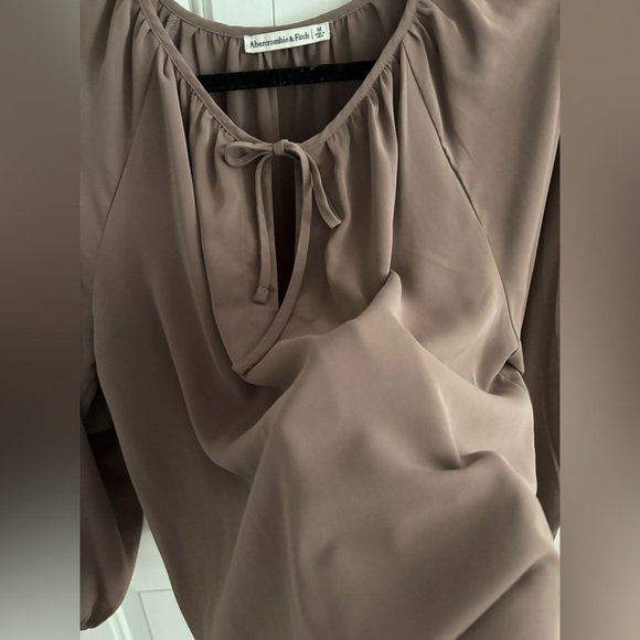 A&F tie up blouse - Picture 3 of 5